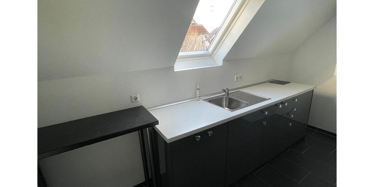 Dachgeschoßwohnung Stuttgart Bad Cannstatt - 2 Zimmer, 46 m&sup2;, 900&euro; | Angebot:24919549