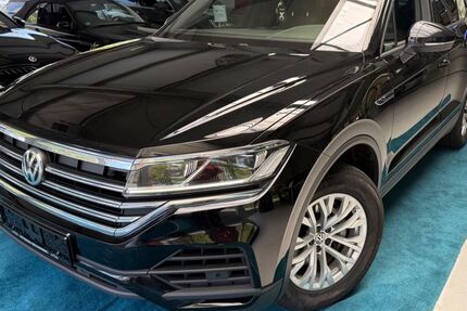 VW Touareg 291.463 km 22.490 &euro; Freudenberg 57258