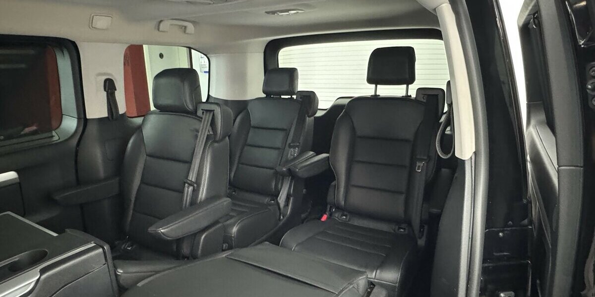 Citroen Spacetourer 136 Business Lounge M Elektro 50 kWh 43.700 km 25.620 &euro; Lich 35423