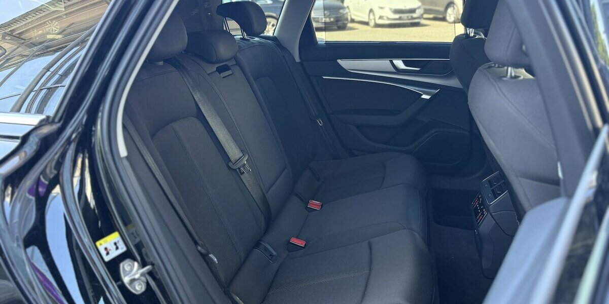 Audi A6 40 TDI quattro sport 360°/STANDHZ/NAVI/AHK 95.919 km 28.900 &euro; Villingen-Schwenningen 78054