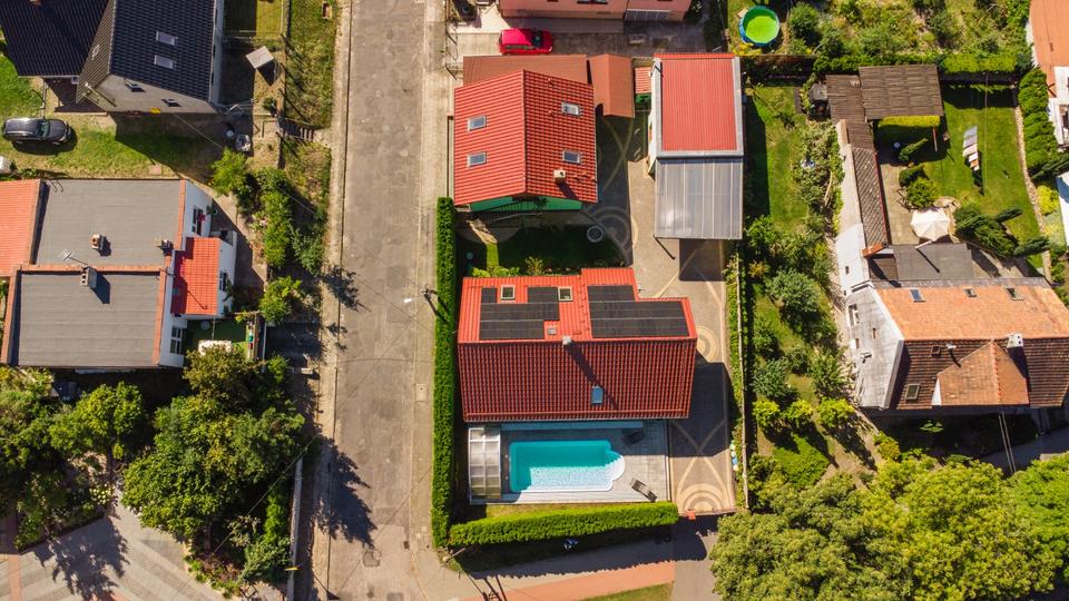 Wygodny dom - sklep, mieszkanie i bazy! 2 zimmer