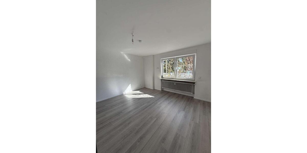 Erdgeschoßwohnung Völklingen - 3 Zimmer, 88 m&sup2;, 725&euro; | Angebot:25415948