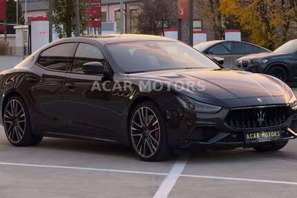 Maserati Ghibli 14.987 km 87.900 &euro; München 80939