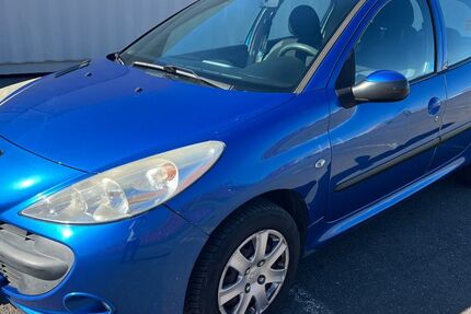 Peugeot 206 147.000 km 1.950 &euro; Berlin 12057