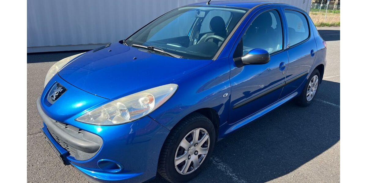 Peugeot 206 147.000 km 1.950 &euro; Berlin 12057