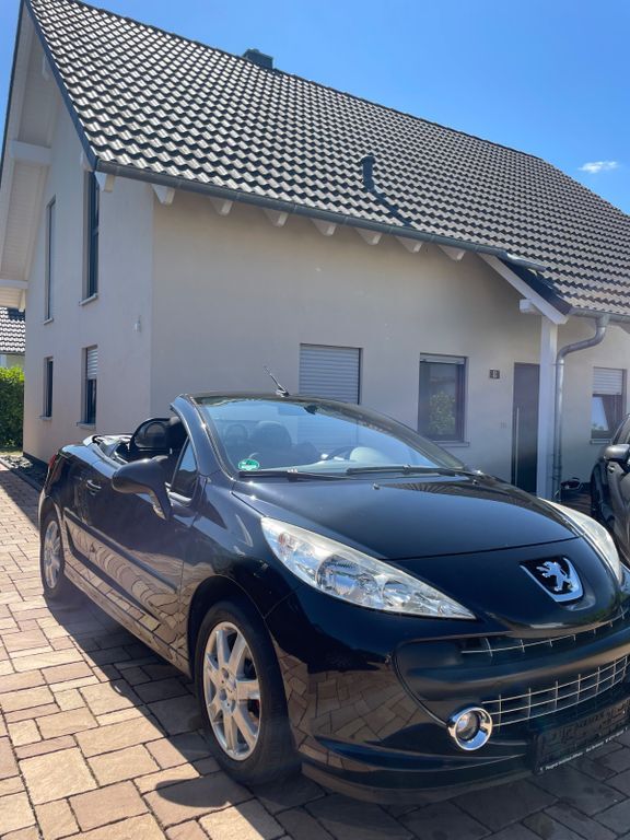 Peugeot 207 117.544 km 3.909 € Biedenkopf 35216