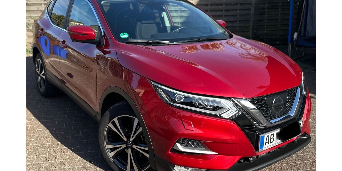 Nissan Qashqai 15.570 km 17.000 &euro; Mainaschaff 63814