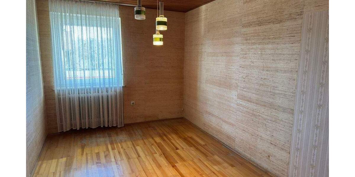 Mehrfamilienhaus, Wohnhaus Burgkirchen a d Alz Obere Terrasse - 9 Zimmer, 194 m&sup2;, 460.000&euro; | Angebot:25361093