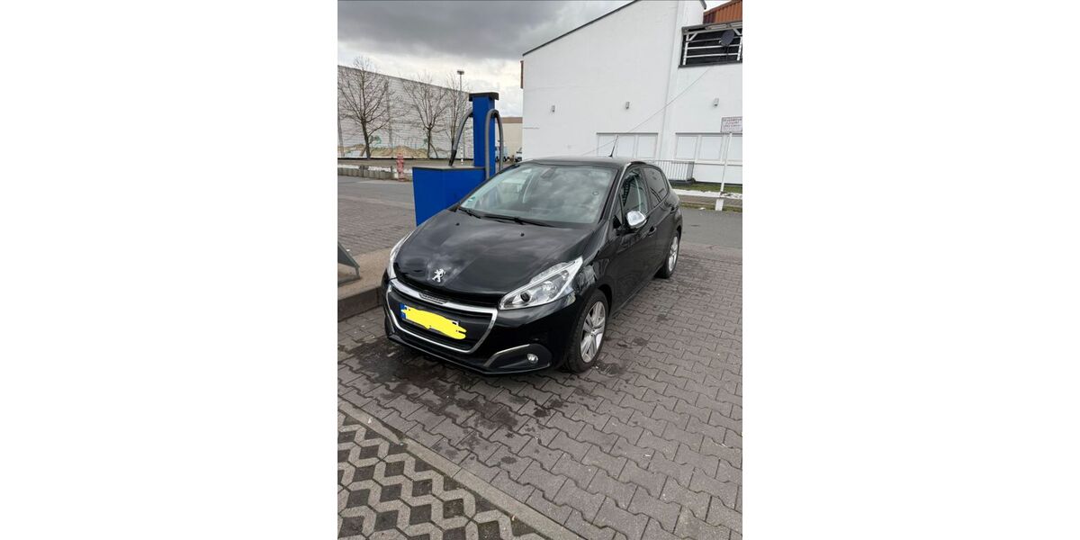 Peugeot 208 39.850 km 8.300 &euro; Lampertheim 68623