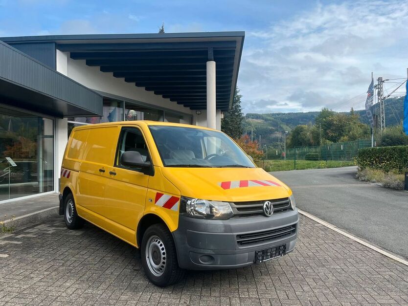 VW T5 Transporter 217.000 km 9.950 € Finnentrop 57413