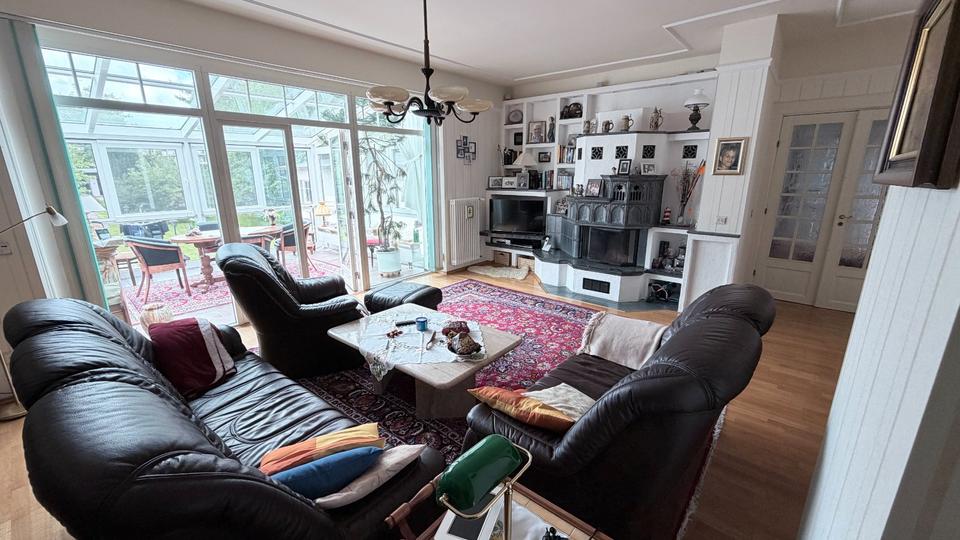 Villa Rathenow - 6 Zimmer, 190 m&sup2;, 600.000&euro; | Angebot:26693694