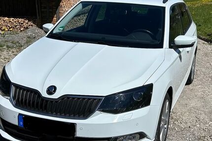 Skoda Fabia 143.000 km 9.000 &euro; Oberstaufen 87534