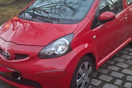 Toyota Aygo (X) 135.000 km 2.500 &euro; München 81241