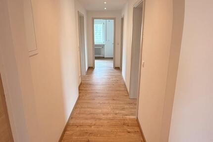 Wohnung Adelsdorf - 4 Zimmer, 104 m&sup2;, 1.600&euro; | Angebot:25992258