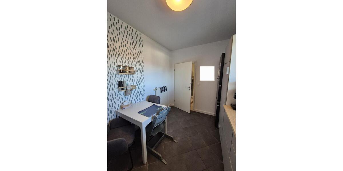 Dachgeschoßwohnung Uetze - 4 Zimmer, 111 m&sup2;, 860&euro; | Angebot:25434083