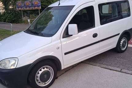 Opel Combo 181.862 km 2.555 &euro; Frankfurt Am Main 60388