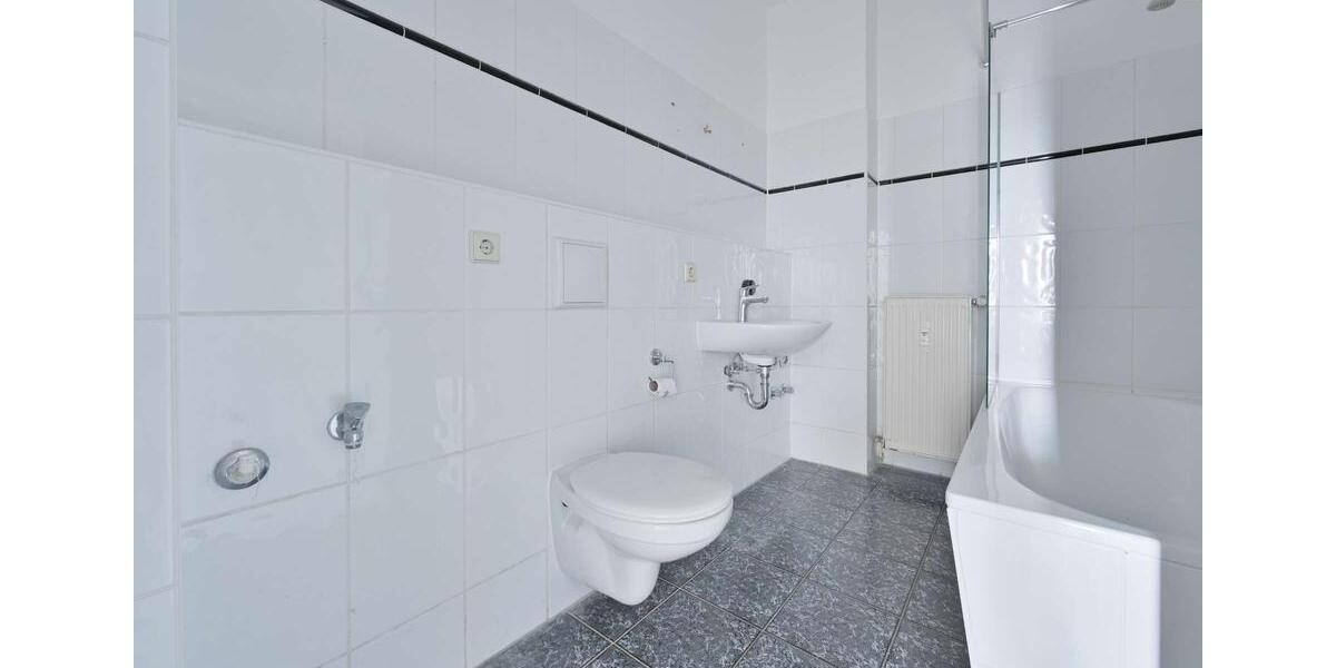 Etagenwohnung Hohenstein-Ernstthal Ernstthal - 3 Zimmer, 66 m&sup2;, 365&euro; | Angebot:26001485