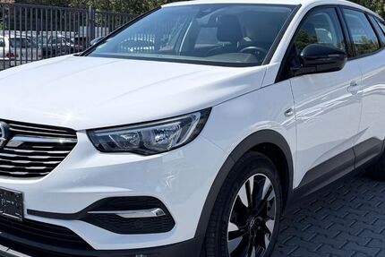 Opel Grandland (X) 207.000 km 9.500 &euro; Rüsselsheim 65428