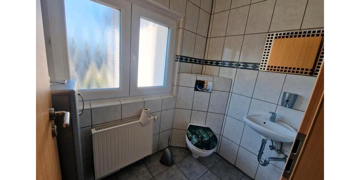 Etagenwohnung Bretten - 4 Zimmer, 95 m&sup2;, 950&euro; | Angebot:26677331