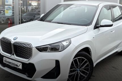 BMW iX1 16.981 km 48.480 &euro; Ahaus 48683