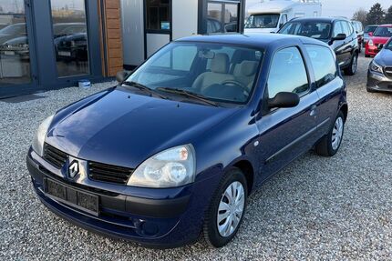 Renault Clio 215.000 km 1.490 &euro; Paderborn 33106