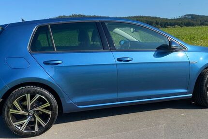 VW Golf 178.000 km 9.600 &euro; Hagen a.T.W. 49170