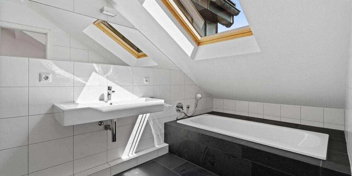 Etagenwohnung Aachen Aachen-Mitte - 3 Zimmer, 78 m&sup2;, 279.000&euro; | Angebot:26695093