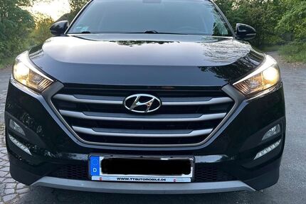 Hyundai TUCSON 126.895 km 13.800 &euro; Rüsselsheim am Main 65428