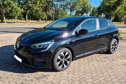 Renault Clio 9.800 km 13.999 &euro; Erfurt 99096