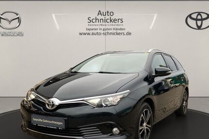 Toyota Auris 122.010 km 10.740 € Moers 47441