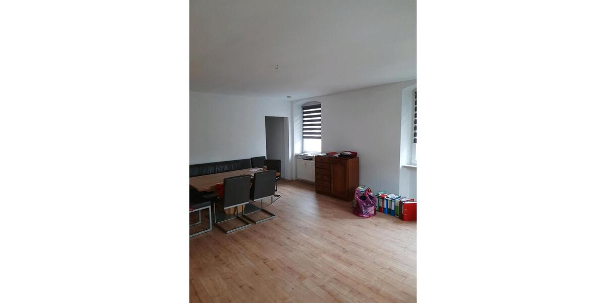 Etagenwohnung Neuwied - 2 Zimmer, 73 m&sup2;, 770&euro; | Angebot:25046685