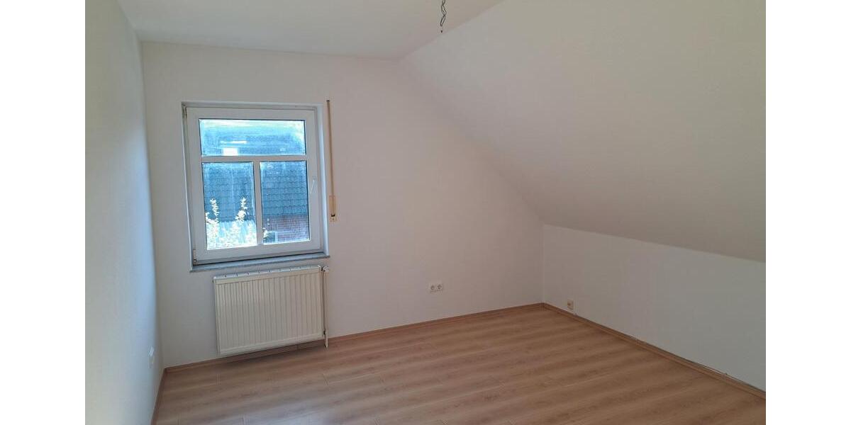 Etagenwohnung Barßel - 3 Zimmer, 87 m&sup2;, 650&euro; | Angebot:26406947