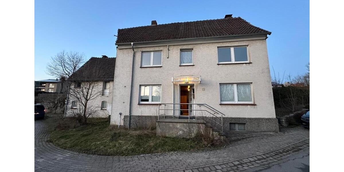 Einfamilienhaus Brakel - 9 Zimmer, 290 m&sup2;, 100.000&euro; | Angebot:25299490