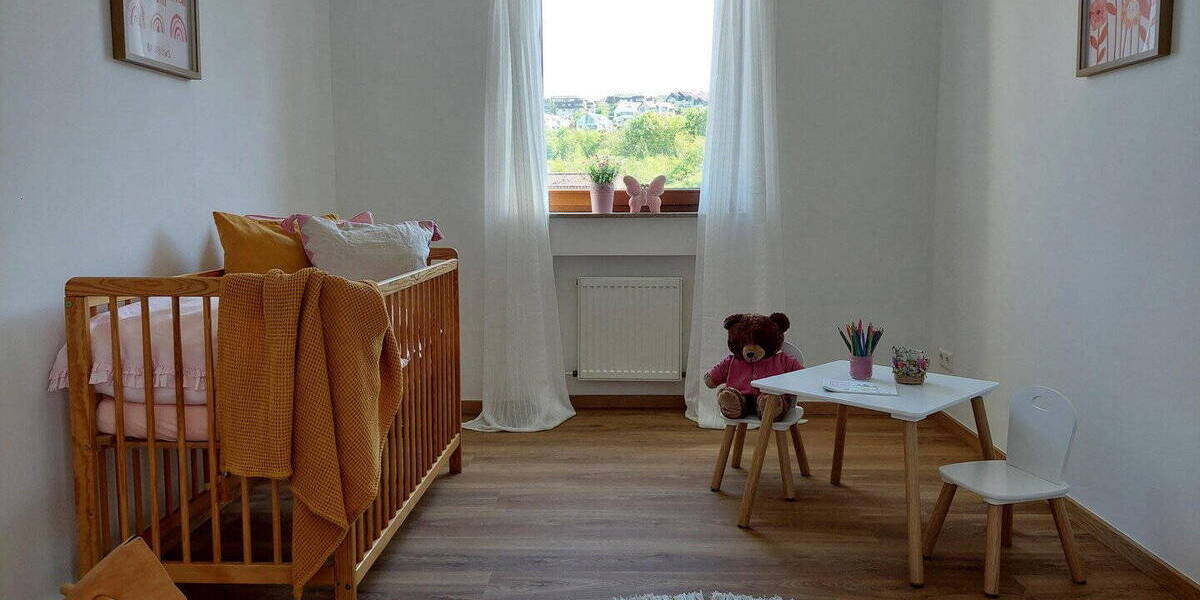 Etagenwohnung Leonberg - 4 Zimmer, 93 m&sup2;, 415.000&euro; | Angebot:26443436