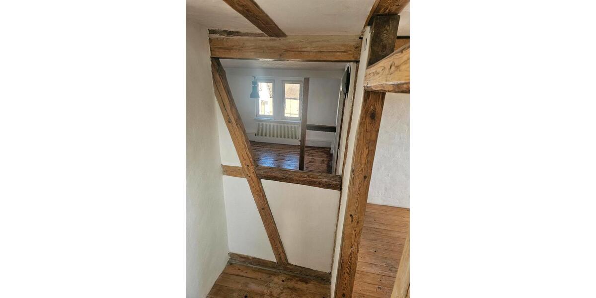 Dachgeschoßwohnung Michelstadt - 2 Zimmer, 78 m&sup2;, 780&euro; | Angebot:25265507