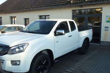 Isuzu D-Max 148.792 km 17.485 &euro; Jänschwalde 03197