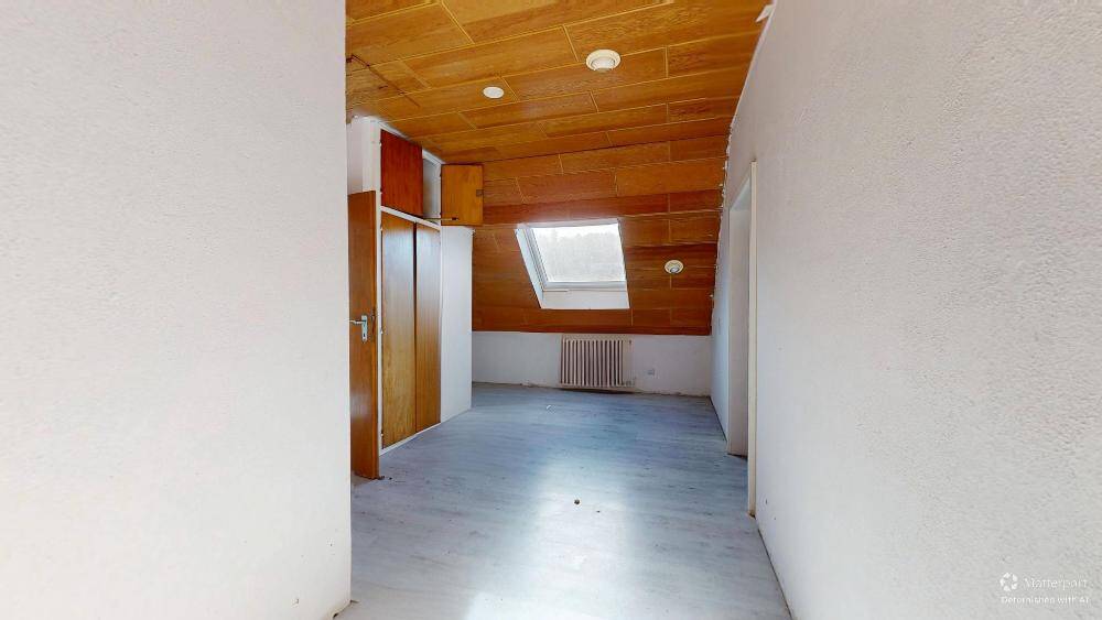Mehrfamilienhaus, Wohnhaus Waldfischbach - 7 Zimmer, 130 m&sup2;, 119.000&euro; | Angebot:25998505