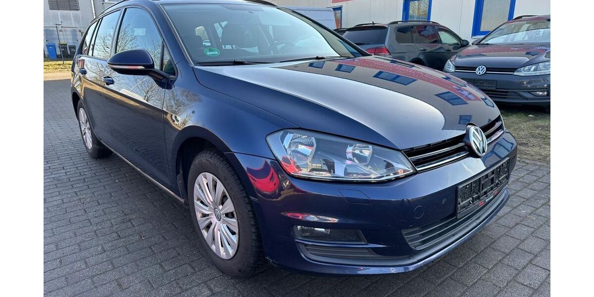 VW Golf 321.000 km 4.879 &euro; Stäbelow bei Rostock 18198