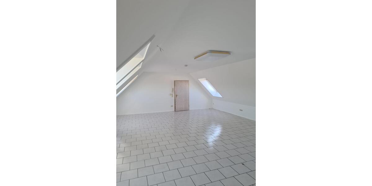 Dachgeschoßwohnung Delitzsch - 3 Zimmer, 117 m&sup2;, 942&euro; | Angebot:24864314