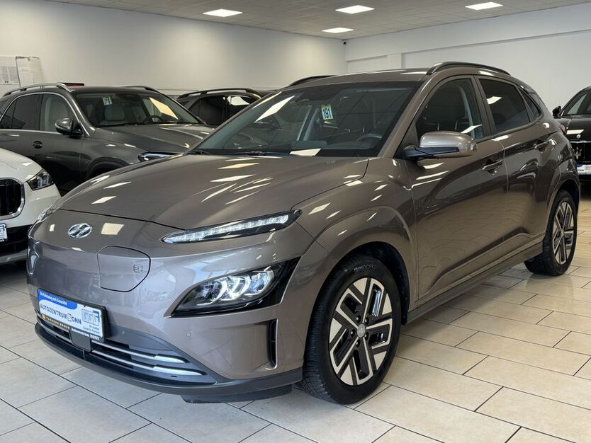 Hyundai KONA 19.863 km 22.400 € Bonn 53227