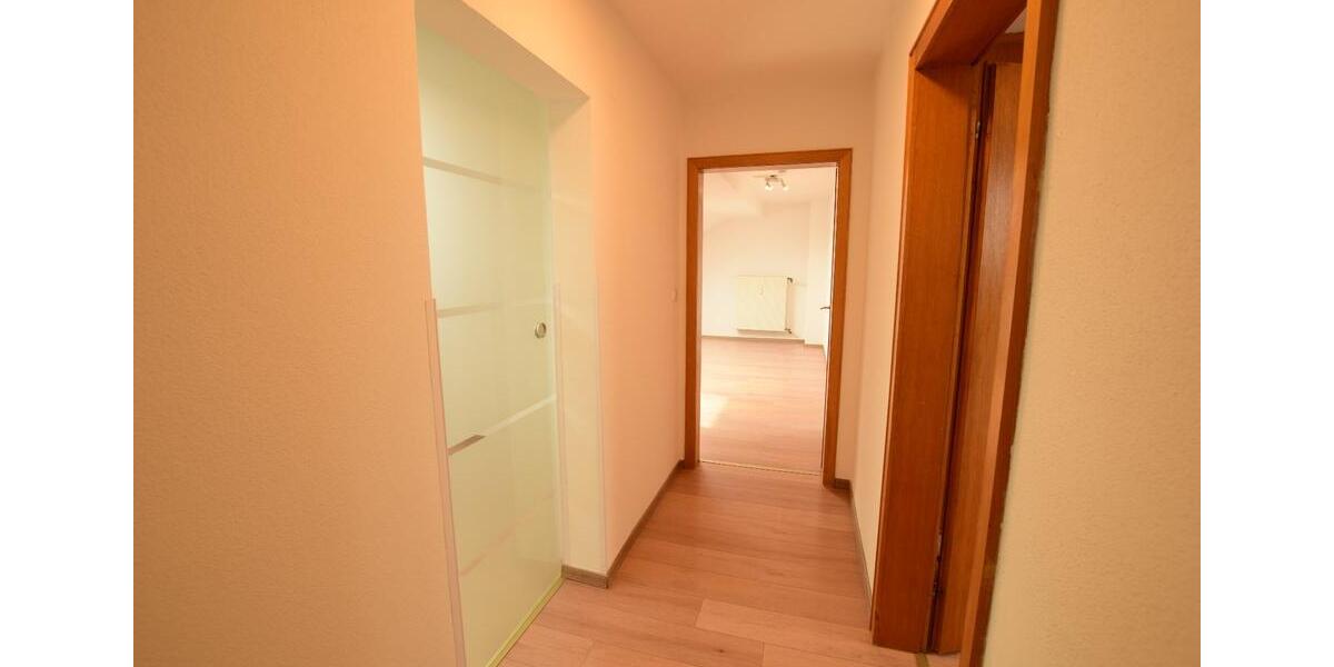 Dachgeschoßwohnung Koblenz Horchheim - 3 Zimmer, 65 m&sup2;, 710&euro; | Angebot:26435810