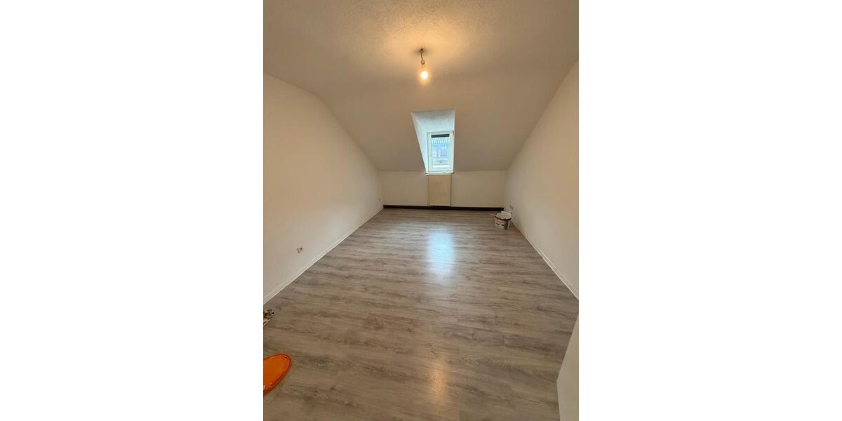 Etagenwohnung Neunkirchen - 3 Zimmer, 85 m&sup2;, 630&euro; | Angebot:26475452