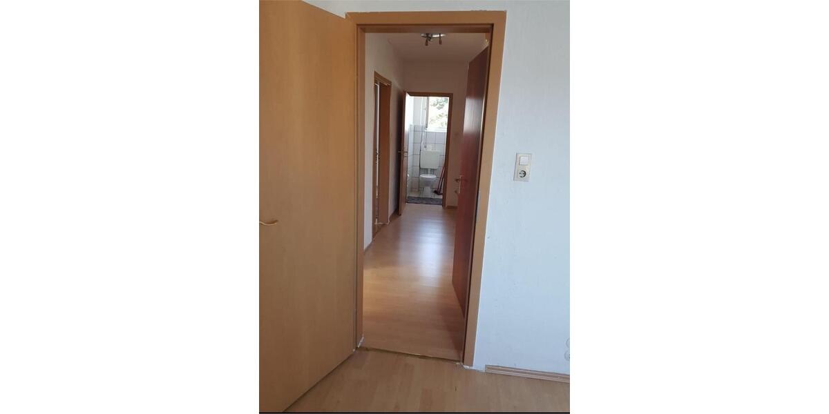 Einfamilienhaus Kornwestheim - 7 Zimmer, 160 m&sup2;, 2.050&euro; | Angebot:25363251