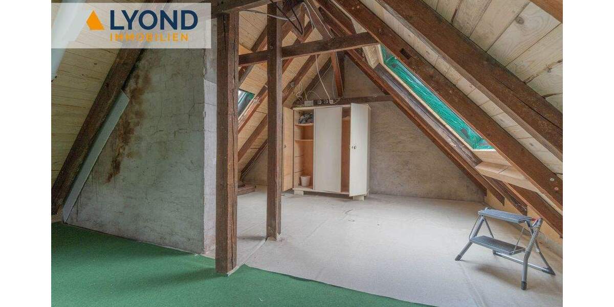 Großzügiges Einfamilienhaus mit Einliegerwohnung - vielseitig nutzbar und modernisiert in zentraler Lage 7 zimmer