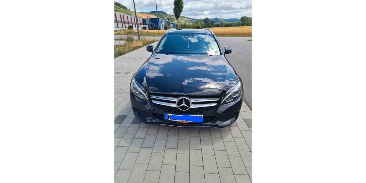 Mercedes-Benz 220 184.000 km 16.399 &euro; INGELFINGEN 74653