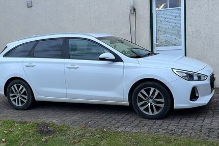 Hyundai i30 207.000 km 8.950 &euro; Elsdorf-Westermühlen 24800