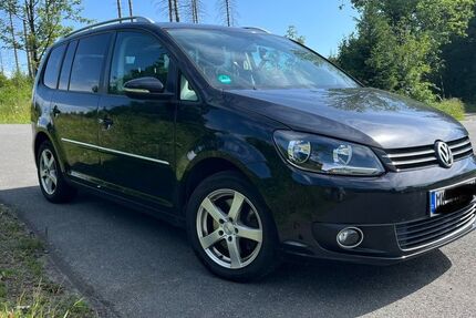 VW Touran 276.000 km 5.000 &euro; Meinerzhagen 58540