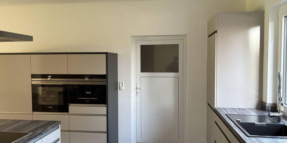 Mehrfamilienhaus, Wohnhaus Jersbek - 7 Zimmer, 268 m&sup2;, 749.000&euro; | Angebot:26685839
