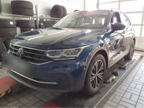 VW Tiguan 65.061 km 37.660 &euro; München 80686