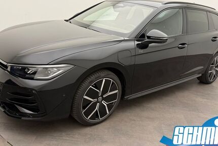VW Passat Variant 14.290 km 47.300 € Peine 31226